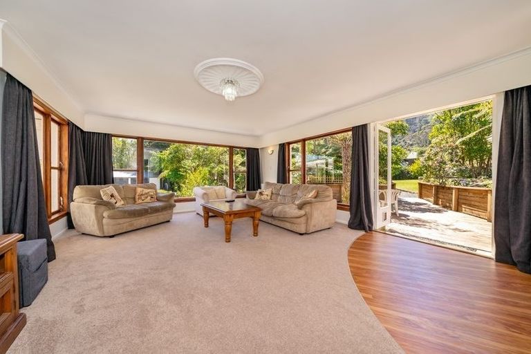 Photo of property in 1/74f Kairimu Street, Stokes Valley, Lower Hutt, 5019