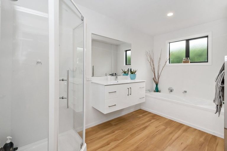 Photo of property in 1a Highfield Avenue, Dunsandel, 7682