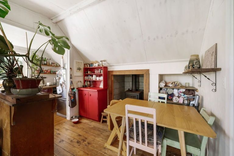 Photo of property in 911 Harington Point Road, Harington Point, Dunedin, 9077