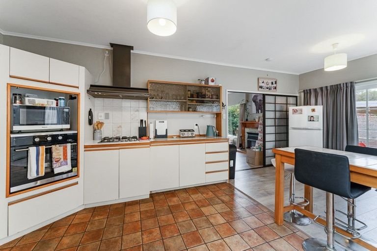 Photo of property in 16 Eatwell Avenue, Paraparaumu Beach, Paraparaumu, 5032