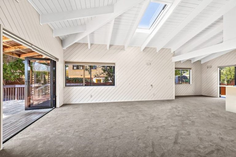 Photo of property in 30a Laurence Street, Manly, Whangaparaoa, 0930