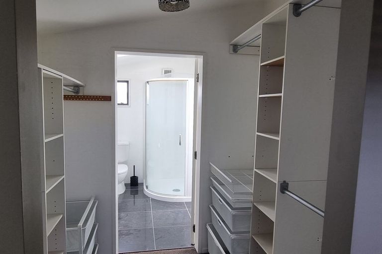 Photo of property in 14 Kekeno Grove, Tirohanga, Lower Hutt, 5010