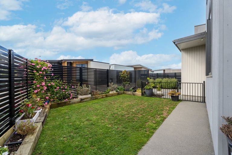 Photo of property in 2 Skysail Lane, Whitby, Porirua, 5024
