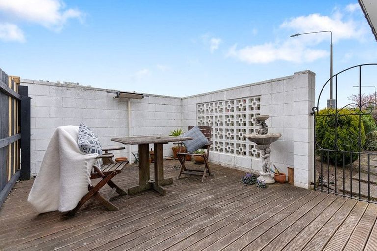 Photo of property in 1/48 Main North Road, Papanui, Christchurch, 8052