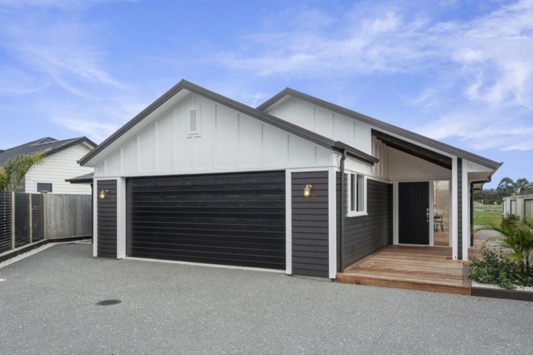 Photo of property in 12 Celmisia Retreat, Papamoa Beach, Papamoa, 3118