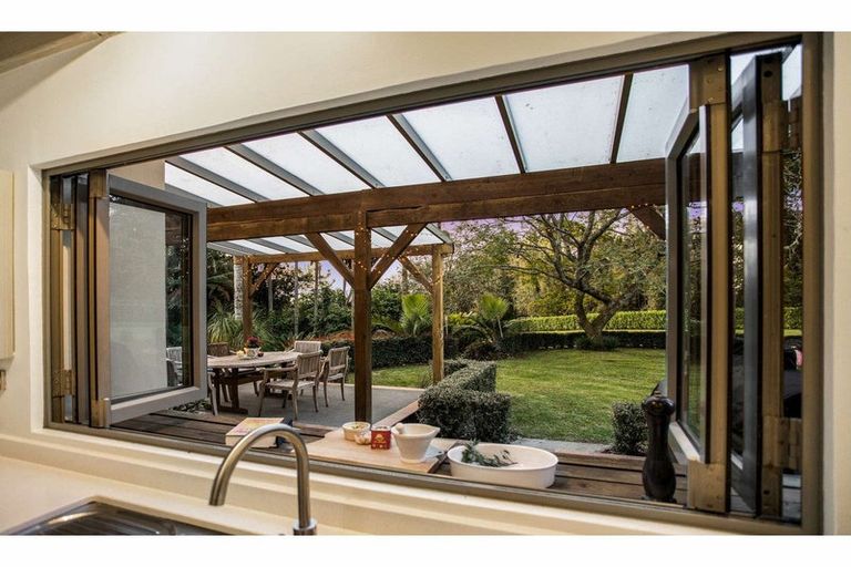 Photo of property in 424 Kerikeri Road, Kerikeri, 0230