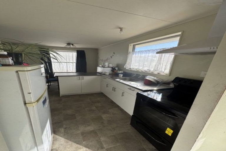 Photo of property in 2 Harold Lane, Dinsdale, Hamilton, 3204