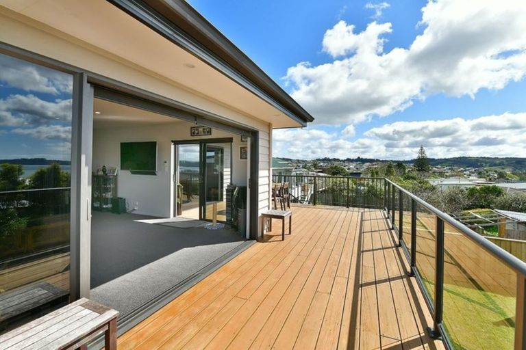 Photo of property in 2 Washington Avenue, Snells Beach, 0920