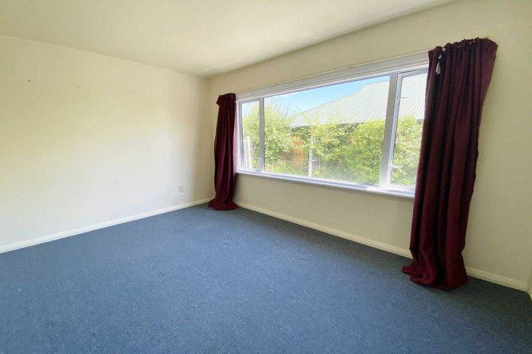 Photo of property in 10 Clonbern Place, Upper Riccarton, Christchurch, 8041
