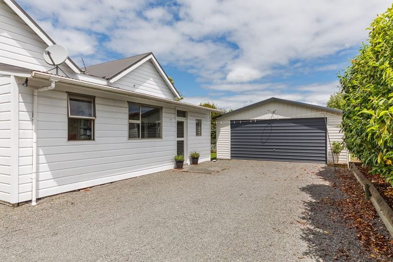 Photo of property in 38 Grey Street, Marton, 4710