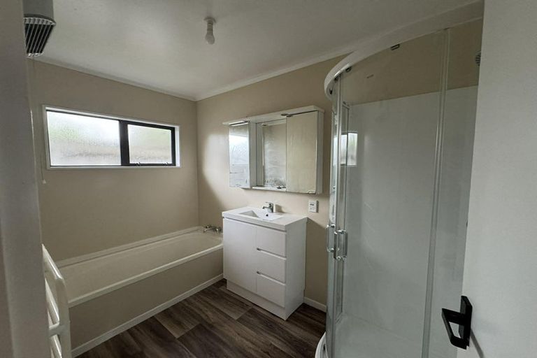 Photo of property in 7 Ronald Woolf Place, Churton Park, Wellington, 6037