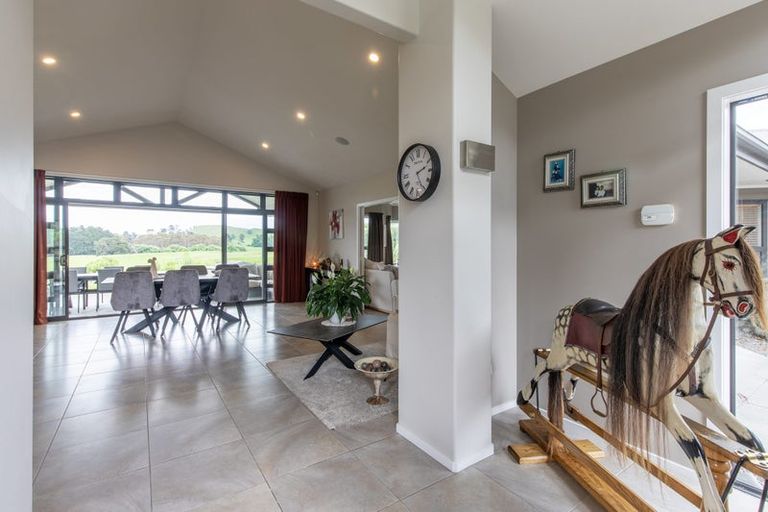 Photo of property in 19 Jg Wilson Drive, Waipukurau, 4281