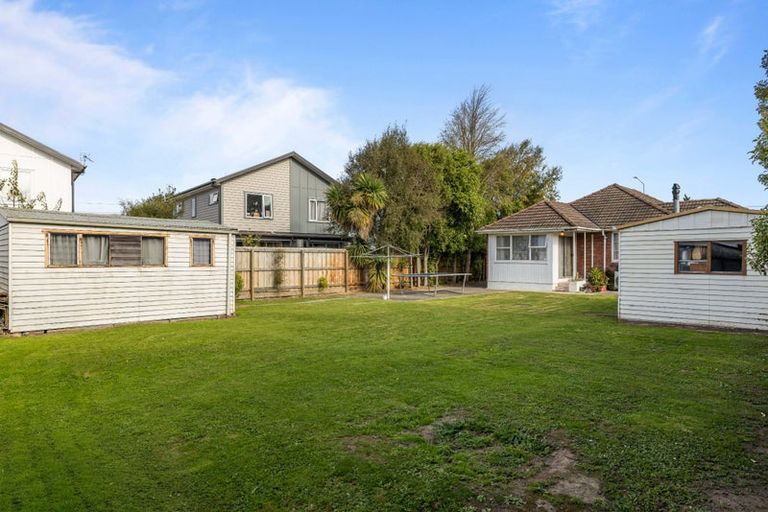 Photo of property in 180 Langdons Road, Northcote, Christchurch, 8052