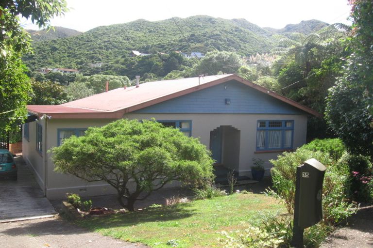 Photo of property in 35a Awarua Street, Ngaio, Wellington, 6035
