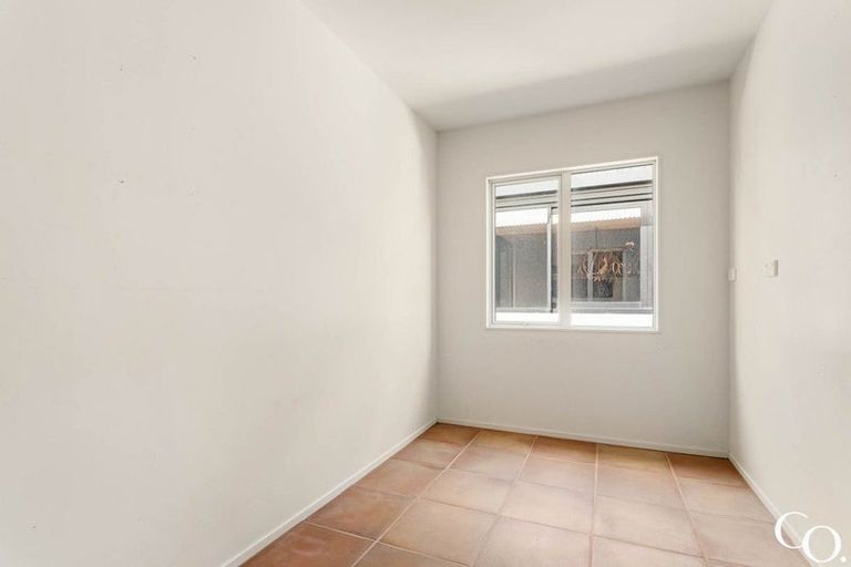 Photo of property in 41 Karewa Parade, Papamoa Beach, Papamoa, 3118