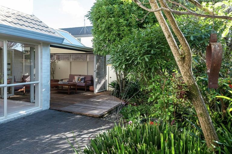 Photo of property in 2/132 Millhouse Drive, Northpark, Auckland, 2013
