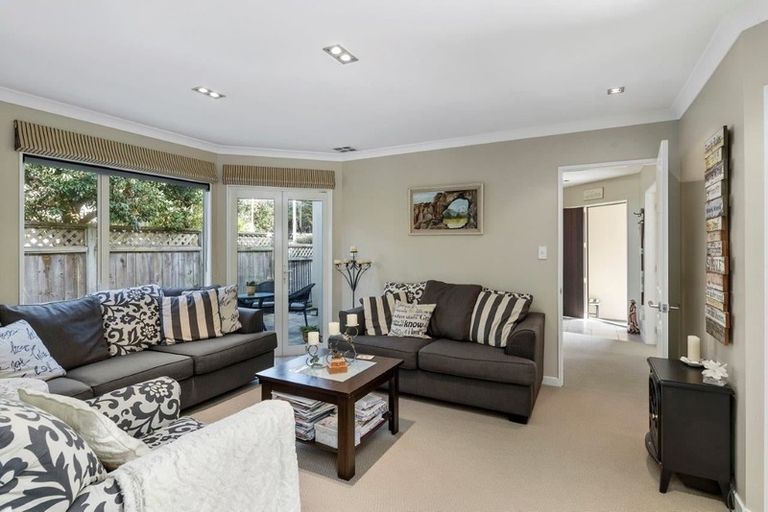 Photo of property in 22 Tutere Street, Waikanae Beach, Waikanae, 5036