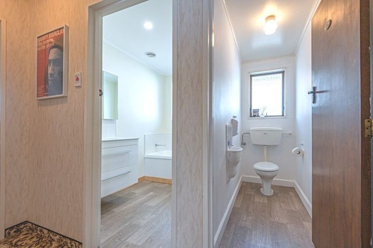 Photo of property in 20 Cedar Crescent, Feilding, 4702