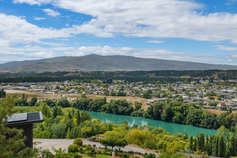 Photo of property in 4 Hawkdun Place, Bridge Hill, Alexandra, 9320