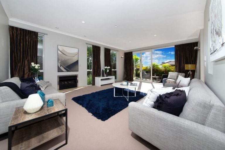 Photo of property in 190 Schnapper Rock Road, Schnapper Rock, Auckland, 0632