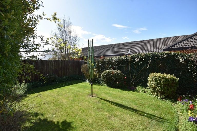 Photo of property in 16 Windsor Place, Mosgiel, 9024