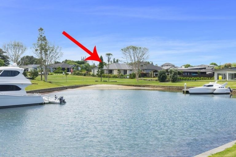 Photo of property in 11 Stace Hopper Drive, One Tree Point, 0118