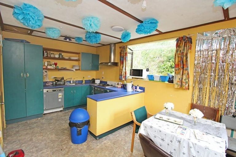 Photo of property in 19 Ramsay Street, Dalmore, Dunedin, 9010