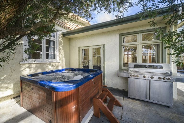 Photo of property in 189 Ferguson Street, West End, Palmerston North, 4412