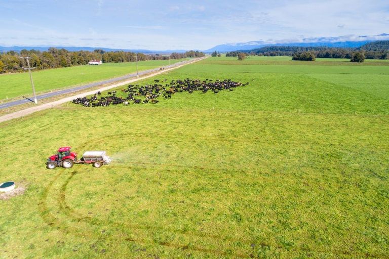 Photo of property in 2412 Atarau Road, Atarau, Blackball, 7871