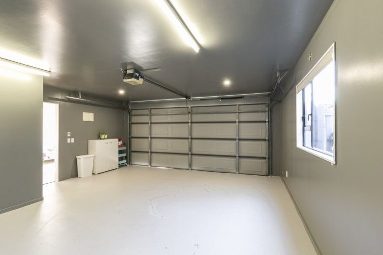 Photo of property in 17a Manuka Street, Miramar, Wellington, 6022