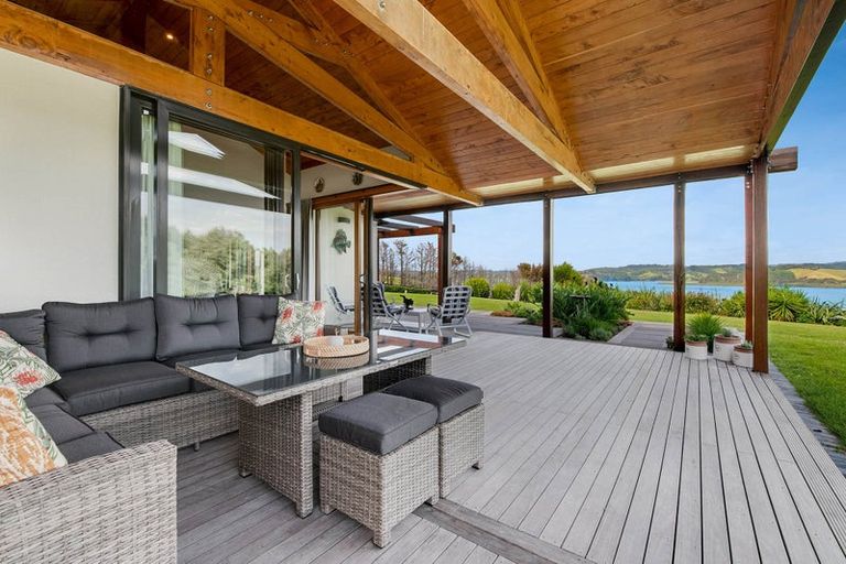 Photo of property in 71 Goodall Road, Snells Beach, 0920