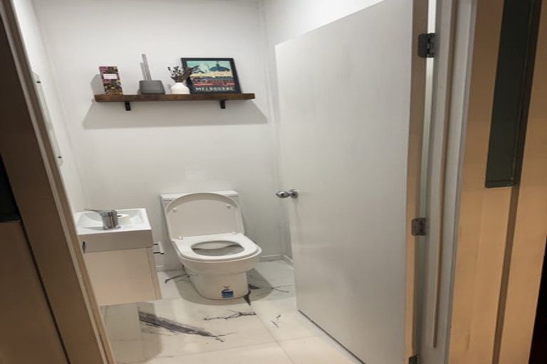 Photo of property in 16 Saint Winifreds Avenue, Hamilton East, Hamilton, 3216