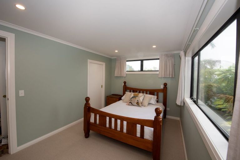 Photo of property in 171a Beach Haven Road, Beach Haven, Auckland, 0626