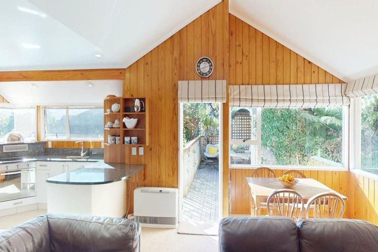 Photo of property in 37 Tyndall Street, Waiwhetu, Lower Hutt, 5010