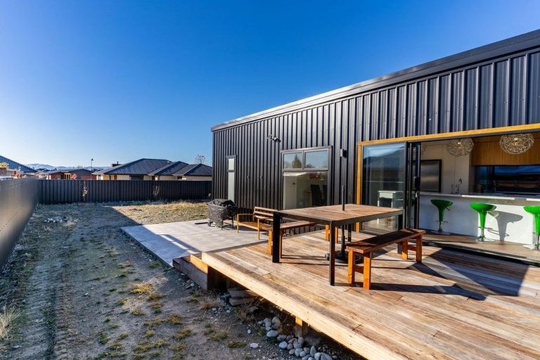 Photo of property in 5 Unwin Place, Twizel, 7901