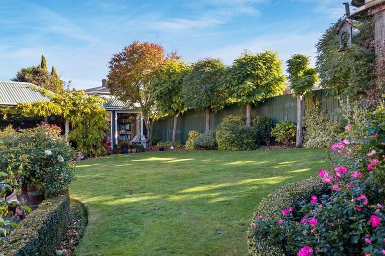 Photo of property in 6 Te Weka Street, Maori Hill, Timaru, 7910