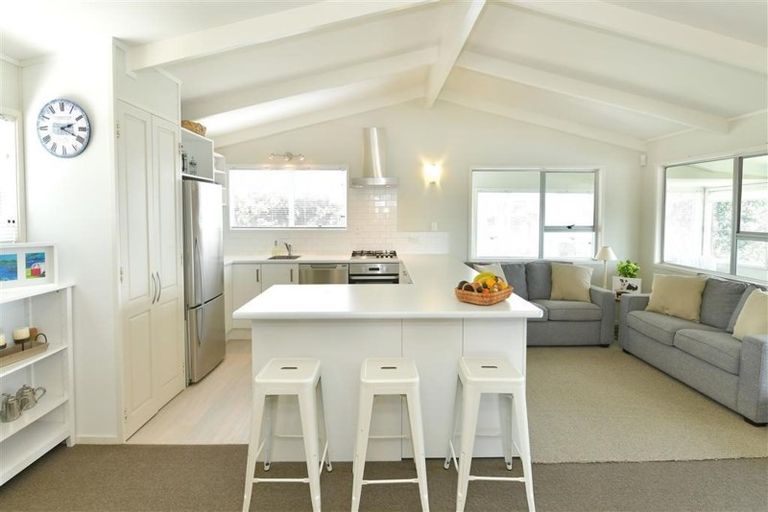 Photo of property in 12 Snells Beach Road, Snells Beach, 0920