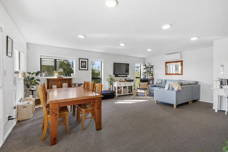 Photo of property in 11a Polestar Lane, Whitby, Porirua, 5024