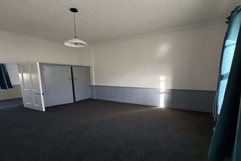 Photo of property in 241 Ruahine Street, Roslyn, Palmerston North, 4414