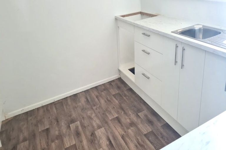 Photo of property in 4 Jukes Place, Otara, Auckland, 2023