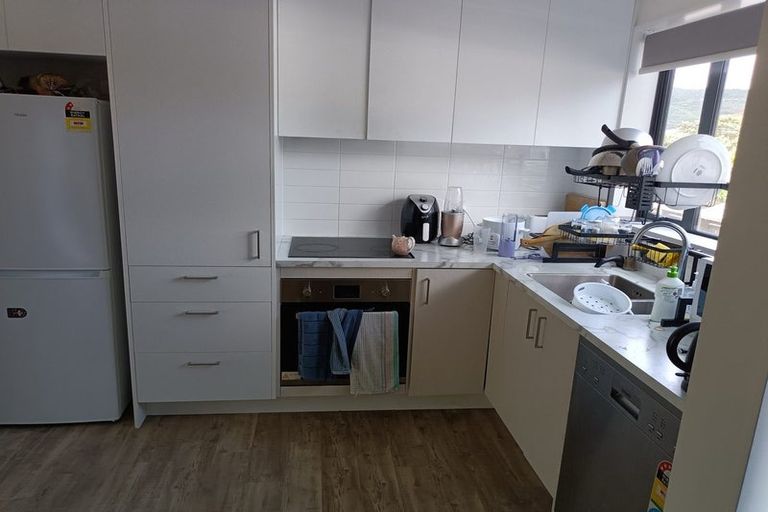 Photo of property in 2/124 Britomart Street, Berhampore, Wellington, 6023