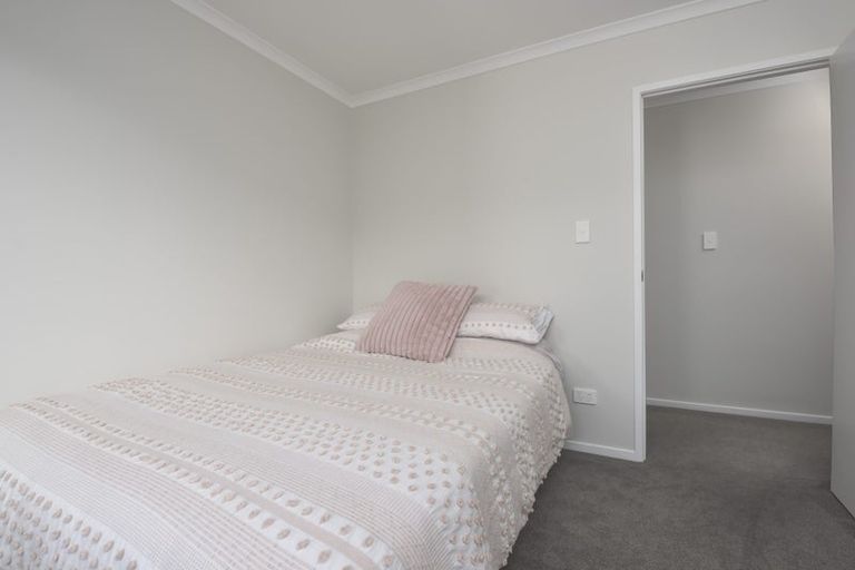 Photo of property in 43 Symes Drive, Red Beach, 0932