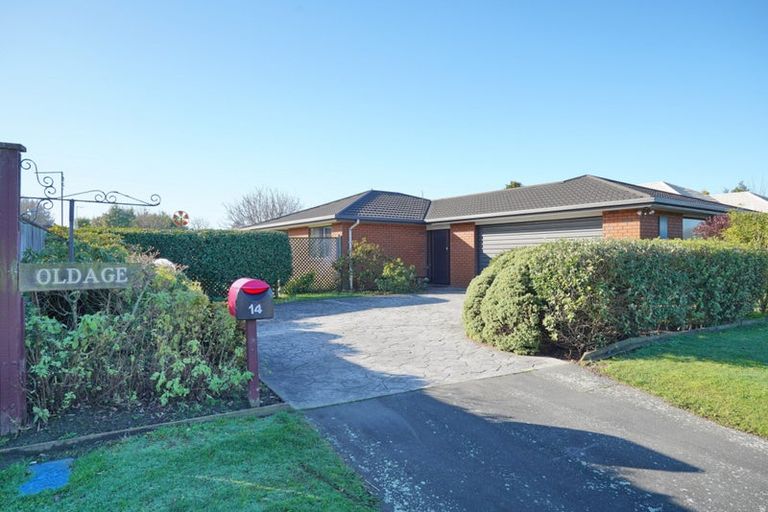 Photo of property in 14 Hewitts Road, Woodend, 7610