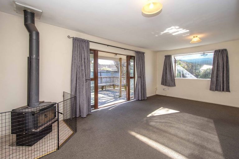 Photo of property in 9b Te One Place, Redwood, Christchurch, 8051