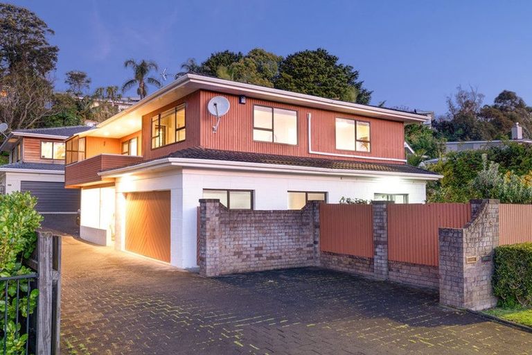 Photo of property in 54 The Circle, Manly, Whangaparaoa, 0930