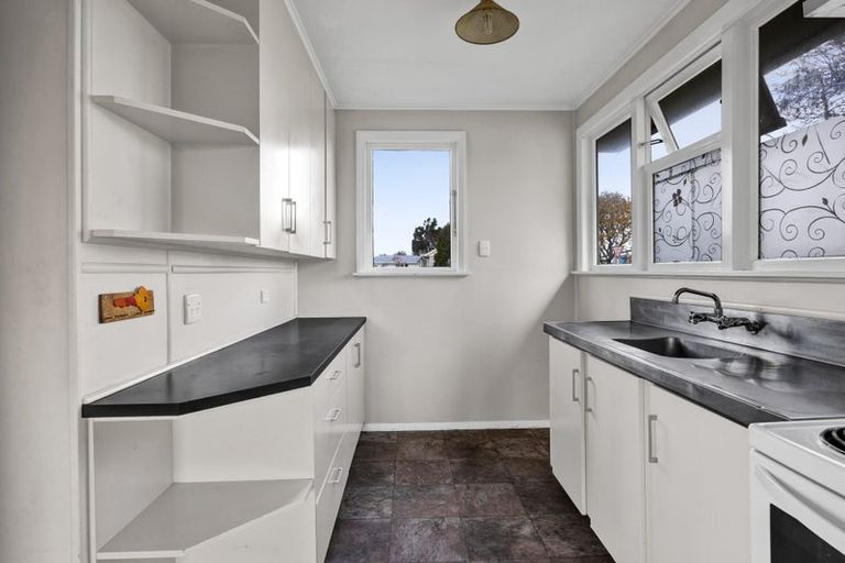 Photo of property in 156 Glover Road, Hawera, 4610