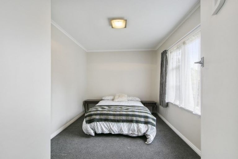Photo of property in 4 Coast Road, Wainuiomata, Lower Hutt, 5014