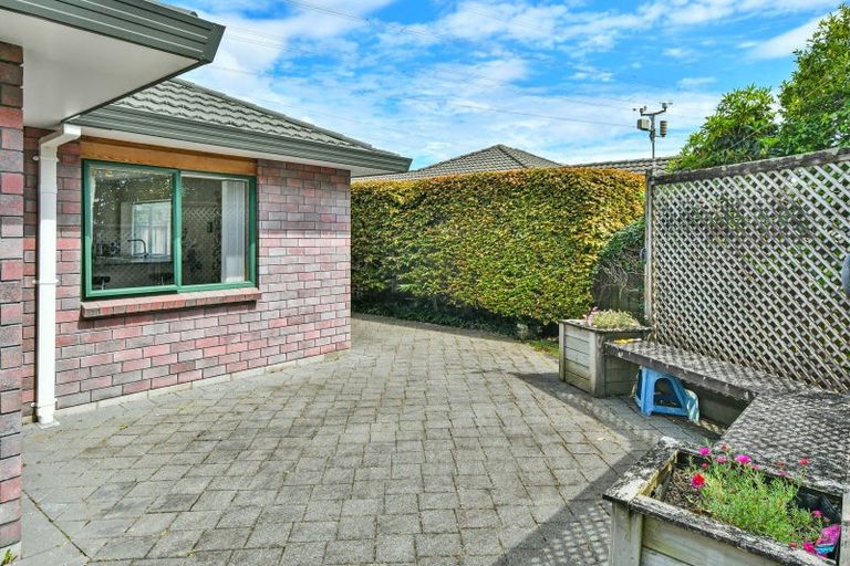 Photo of property in 91 Rushgreen Avenue, Pahurehure, Papakura, 2113