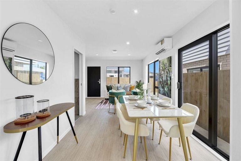 Photo of property in 451e Massey Road, Mangere East, Auckland, 2024