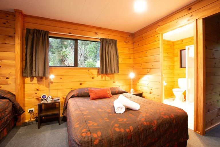 Photo of property in 26 Kamahi Crescent, Franz Josef/waiau, Franz Josef Glacier, 7886